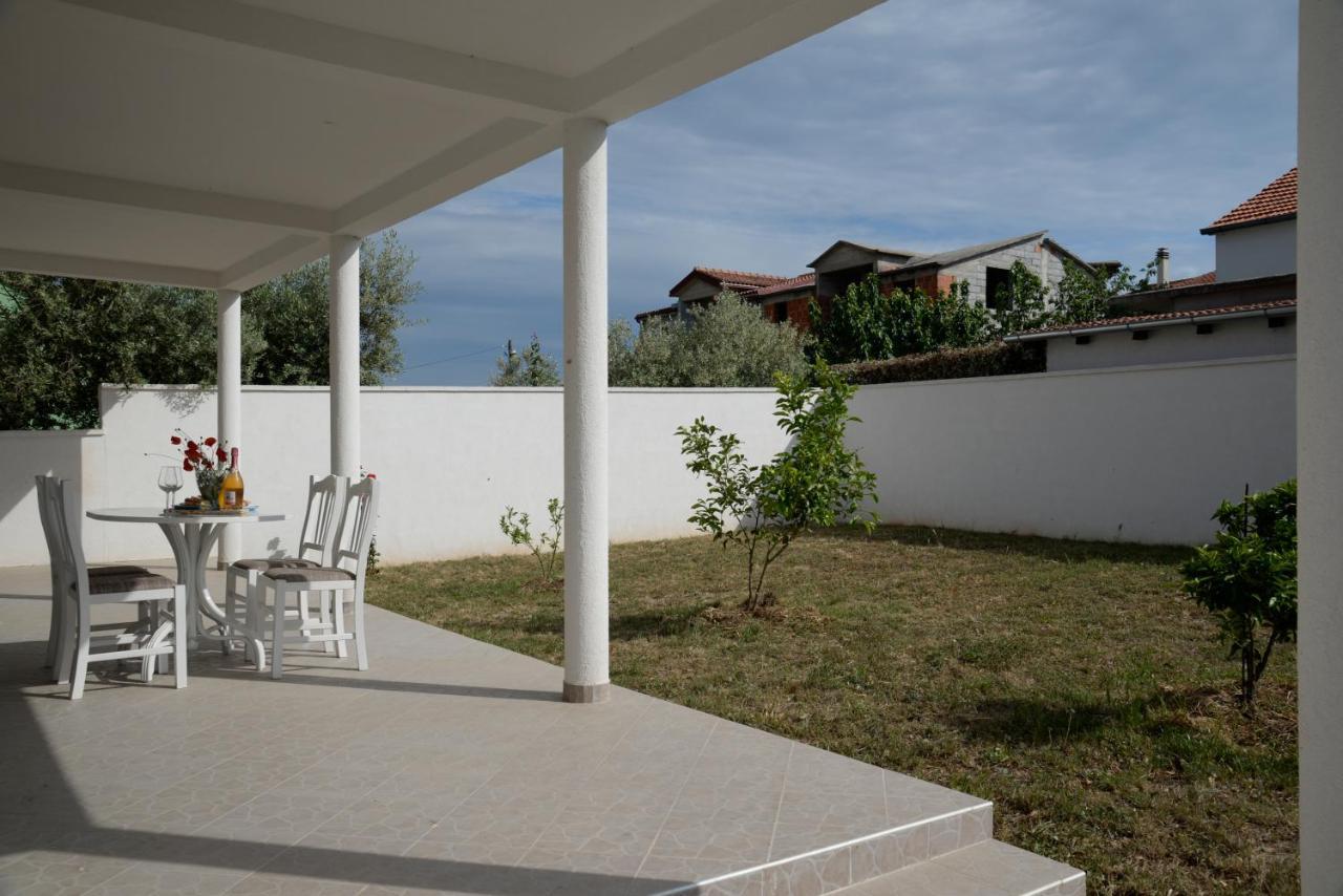 Casa Di Felicita Villa Biograd Na Moru Eksteriør billede